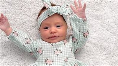 طفلة أسترالية ضاحكة تعاني من حالة مرضية نادرة.. وضحكتها تثير إعجاب 46 مليون شخص