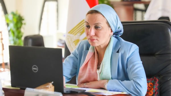 الدكتورة ياسمين فؤاد