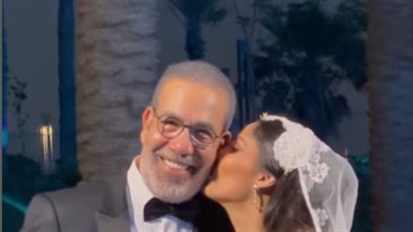 مدحت العدل وابنته