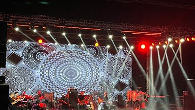 مسار إجباري ووسط البلد يشعلان حفل Non stop music في مسرح الماركيه