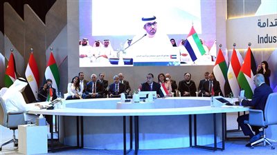 رئيس الوزراء يلتقي نظيره الأردني على هامش إطلاق مبادرة الشراكة الصناعية لتنمية اقتصادية مستدامة