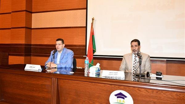  الدكتور أحمد حسين