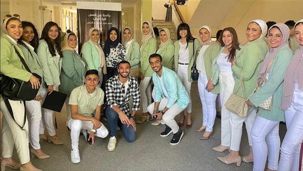 الطلاب منفذو المشروع