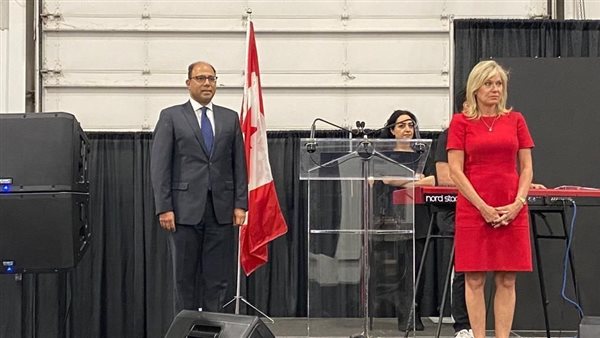 سفير مصر بكندا يفتتح