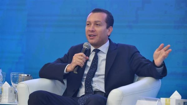 الدكتور إسلام أبو