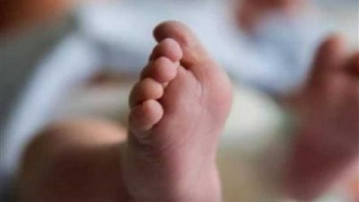 حدا يوصله على الميتم.. العثور على رضيع مجهول الهوية بسوريا معه رسالة مؤثرة