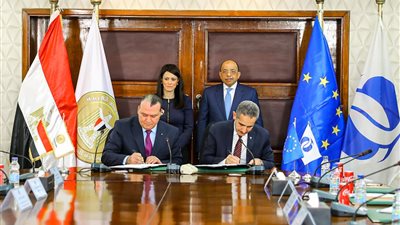 79 مليون يورو.. شعرواي والمشاط يشهدان توقيع بروتوكولات لتنفيذ تطهير مصرف كيتشنر 