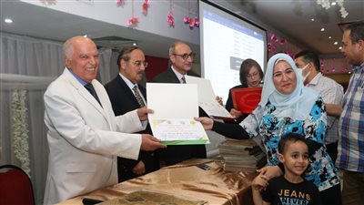 تخريج دفعة جديدة من برنامج تأهيل القيادات الشبابية بنقابة المعلمين