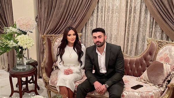 مي القاضي وخطيبها