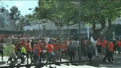 جماهير الوداد تقتحم ملعب محمد الخامس قبل بدأ نهائي دوري أبطال إفريقيا | فيديو