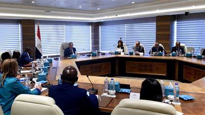 مدبولي خلال لقائه مفوض الاتحاد الإفريقي: ليس أمامنا خيار سوى التكامل القاري وتحقيق الاكتفاء الذاتي