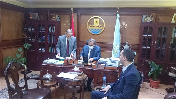 محافظ كفر الشيخ يعتمد