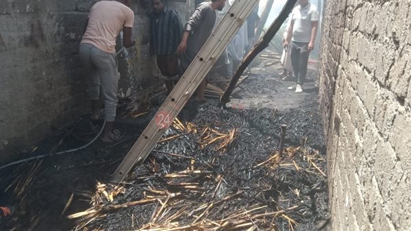 نشوب حريق في 3 منازل