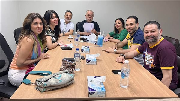 أشرف زكي مع نجوم