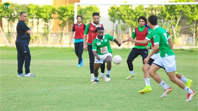 إيسترن كومباني يستأنف مرانه استعدادا لملاقاة الأهلي في الدوري