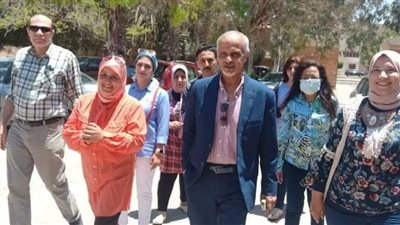 وكيل صحة الإسكندرية يتفقد العمل في مستشفى برج العرب 