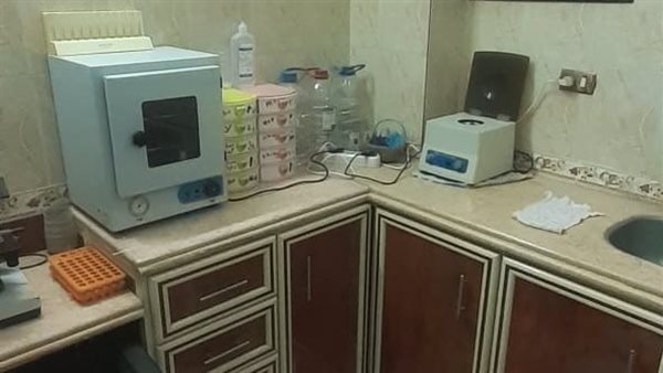 غلق معمل دون ترخيص