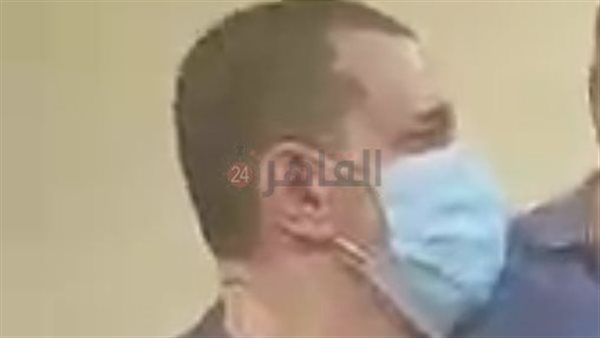 الأب المتهم أثناء