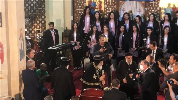 محافظ كفر الشيخ والبابا