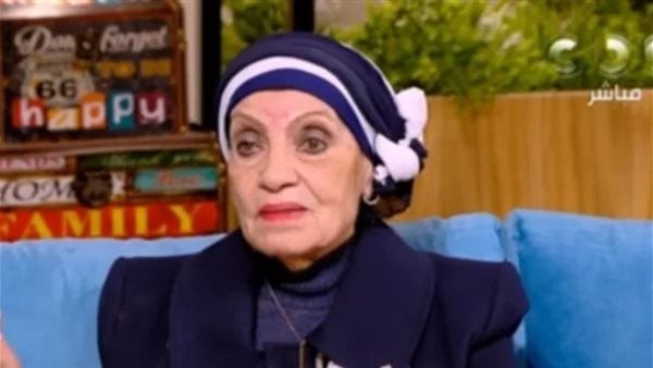 الفنانة القديرة رجاء