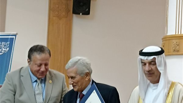 جانب من التكريم 