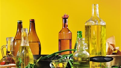 شركات الزيوت تستغيث بالحكومة لوقف حظر التصدير: تشريد عمالة وخسارة عملة صعبة