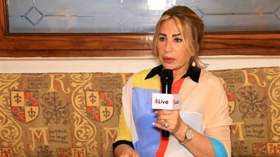 بعد تبرؤها من مشاهد ديسكو ديسكو.. إيناس الدغيدي لـ ميار الببلاوي: مش عشان لبست الطرحة هتدعي علينا