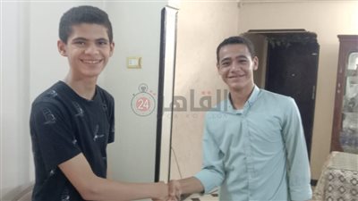  أحمد ومحمد.. أوائل الشهادة الإعدادية بسوهاج.. جمعتهما صداقة المدرسة ورفقة الجوار في منزل واحد | صور
