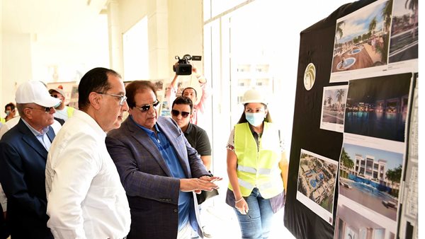 رئيس الوزراء مع محمد