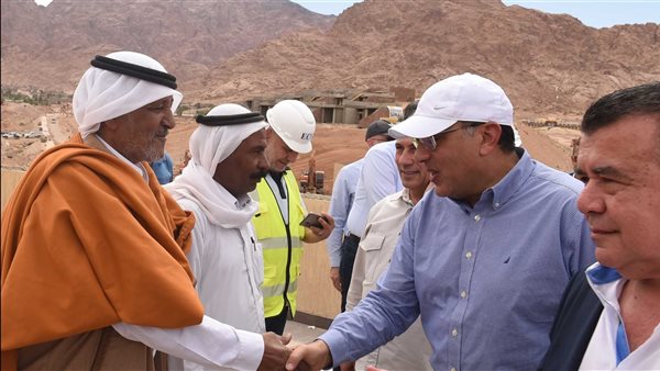 رئيس الوزراء يلتقي