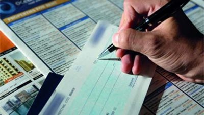 اليوم.. محاكمة المتهمين بإجبار مواطن على توقيع إيصالات أمانة بالإكراه