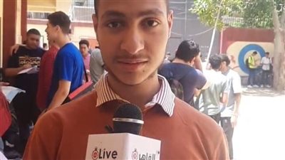 سهل بس في أسئلة محتاجة تفكير.. تباين آراء طلاب الثانوية الأزهرية في امتحان الفقه | بث مباشر