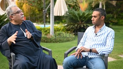 إبراهيم عيسى: المرأة زمان كانت بتلبس كات ومايكرو جيب ومحدش اتهم عيلتها بالدياثة