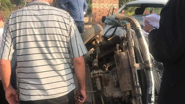 إصابة 5 أشخاص فى