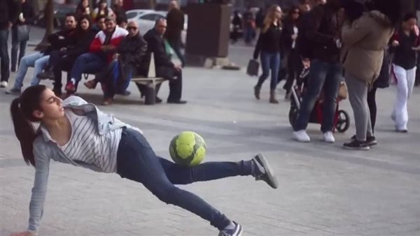 حركة استعراضية -