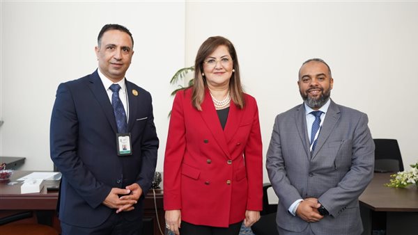 وزيرة التخطيط 