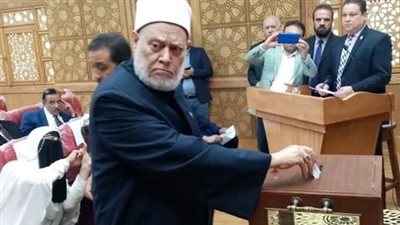 علي جمعة يشهد فرز أصوات انتخابات المجلس الأعلى للطرق الصوفية | بث مباشر