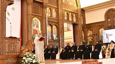 محافظ أسوان يهنيء الأنبا بيشوى بعد سيامته أسقفًا لأسوان وتوابعها