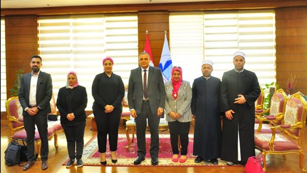 رئيس جامعة كفر الشيخ