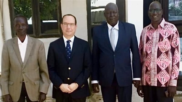 السفير المصري في