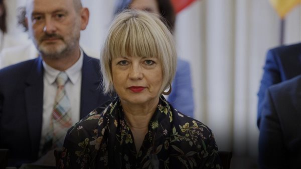  هيلجا ماريا شميد