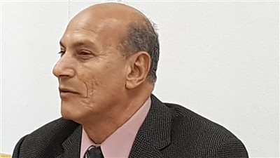 بعد ترشيحه لجائزة الدولة التقديرية في الآداب.. من هو عبد الرحيم الكردي؟