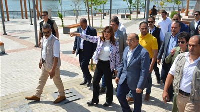 وزير التنمية المحلية ومحافظ دمياط يفتتحان حديقة بنت الشاطئ
