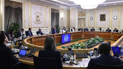 رئيس الوزراء: نحتاج لتوفير مليون وظيفة سنويا.. والمشروعات القومية وفرت 5 ملايين فرصة عمل 