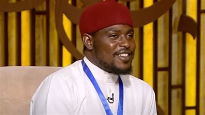 عالم إسلامي من بوركينا فاسو يشكر السيسي لجهوده في نشر الدين الوسطي | فيديو