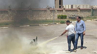 تدريب العاملين بالقابضة للمطارات‏ على الإطفاء ومكافحة الحرائق
