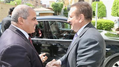 محافظ المنوفية يستقبل رئيس جامعة الأزهر على هامش زيارته لمتابعة الامتحانات