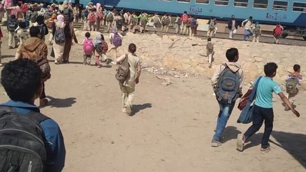 مصرع طالبة أسفل عجلات