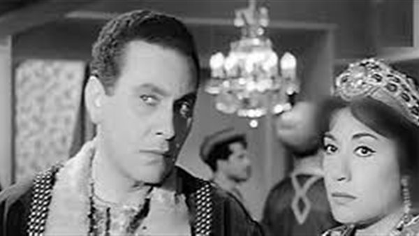 محمود مرسي وسميحة