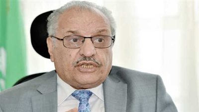 قيس العزاوي يفوز بجائزة النيل للمبدعين العرب